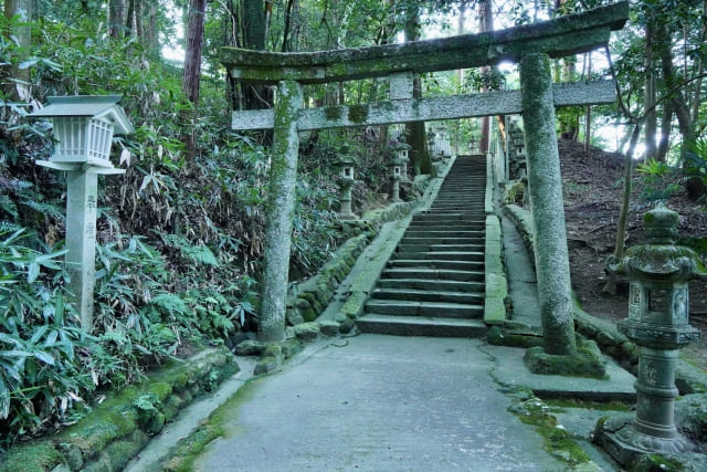 Onamazu: The Giant Catfish Yokai and Earthquakes in Japan