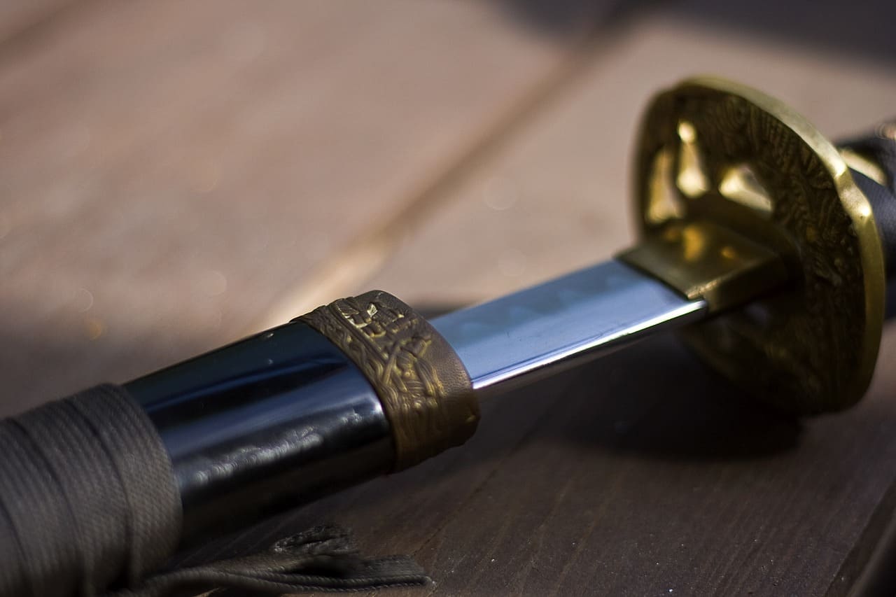 Discover Karasu Tengu: Japan’s Crow Yokai | Manekineko GAMES