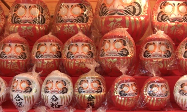 What Are Daruma Dolls? Origins and Role in Japanese Culture