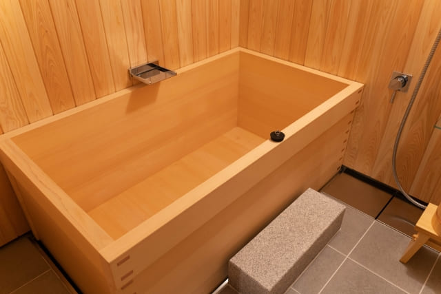 Hinoki Baths: Japan's Beloved Cypress Tradition