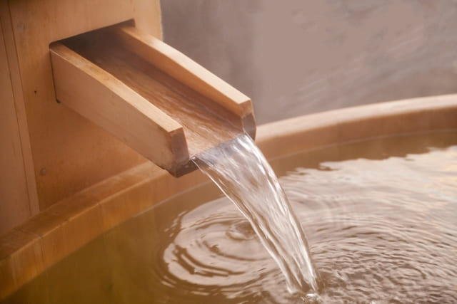 Hinoki Baths: Japan's Beloved Cypress Tradition