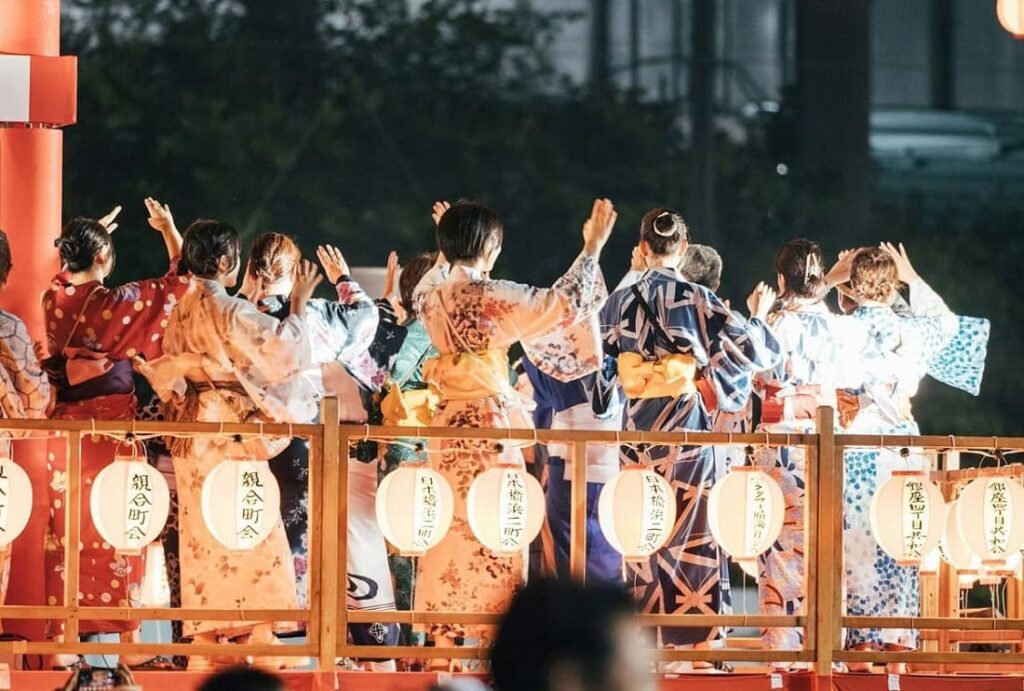 Japan’s Bon Odori: History, Festivals, and Yukata Tips