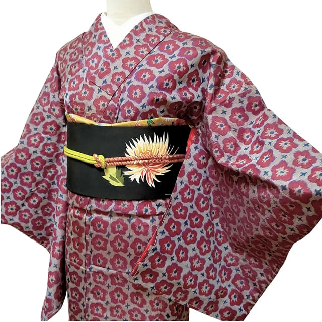 Kimono in Japan: Tradition Meets Modern Life