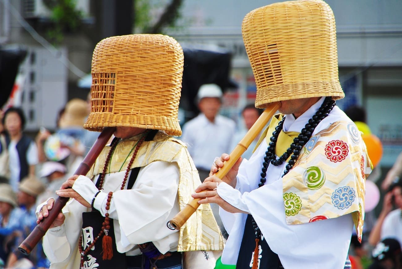 Komuso Monks : Their Role in History and Games