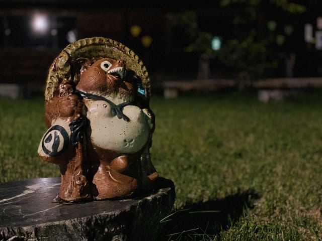 Why Are Tanuki Statues Placed at Entrances in Japan? 