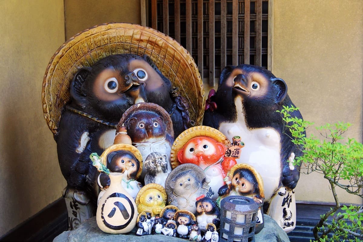 Why Are Tanuki Statues Placed at Entrances in Japan?