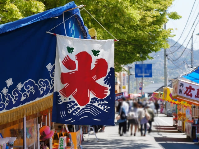Yatai Culture: Explore Japanese Summer Festivals