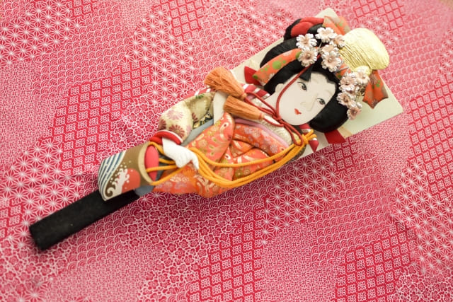 Hagoita: The Beautiful New Year’s Decoration from Japan
