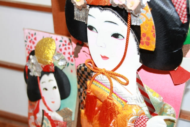 Hagoita: The Beautiful New Year’s Decoration from Japan