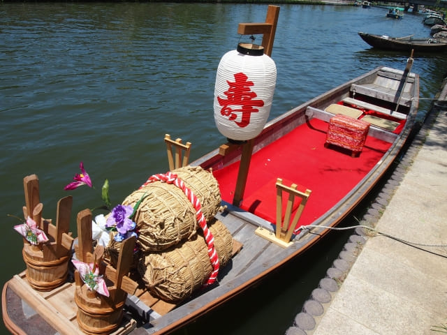 What Is a Kome-dawara? The Story of Japan’s Iconic Rice Straw Bag