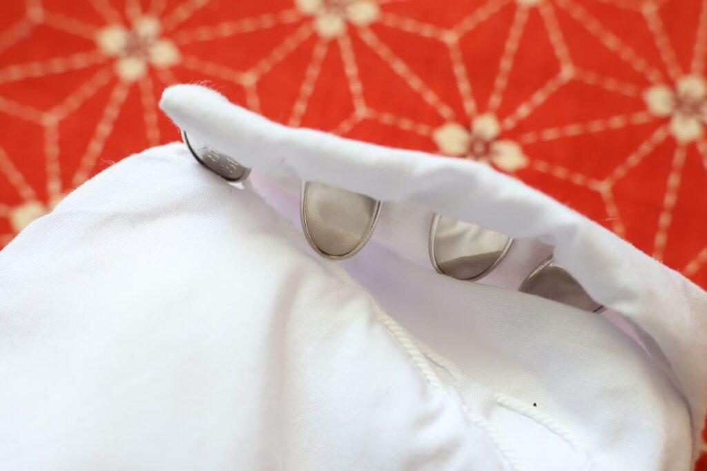 Tabi: Japan’s Traditional Split-Toe Socks for Kimono
