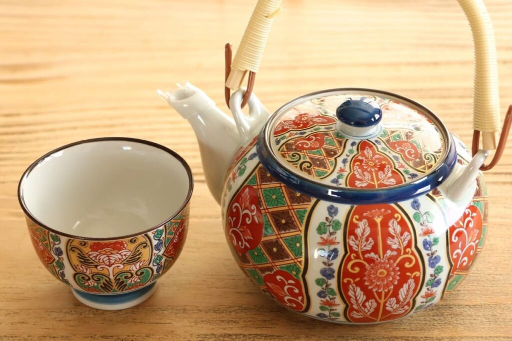 Elegant Arita porcelain plate with traditional design