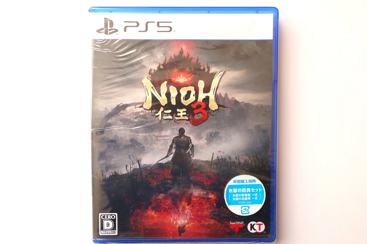 Nioh 3 key visual showing a samurai facing a supernatural yokai in Sengoku-era Japan
